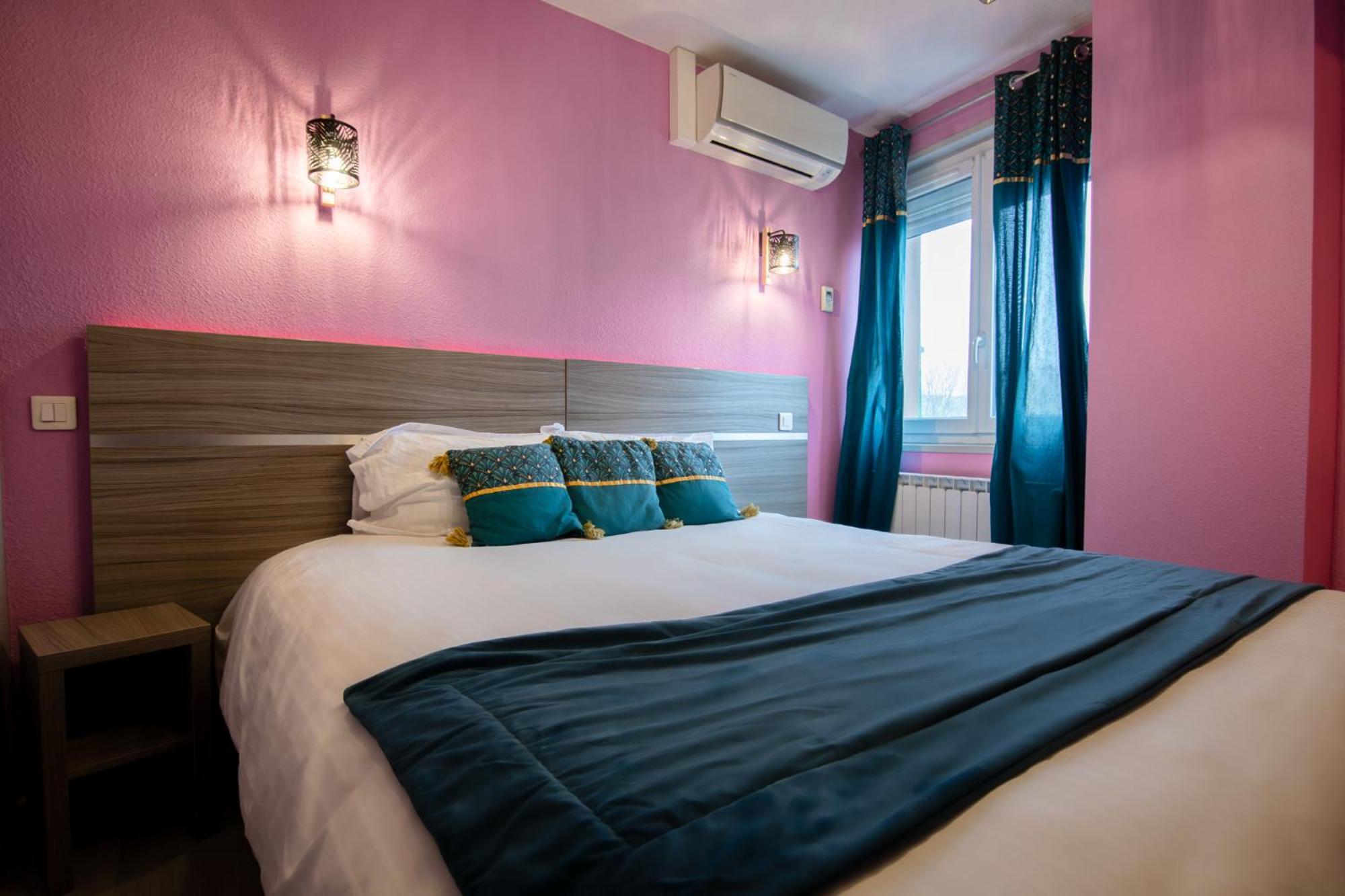 Logis Hotel Centrotel Et Spa Bulles D'Allier 몽마로 외부 사진