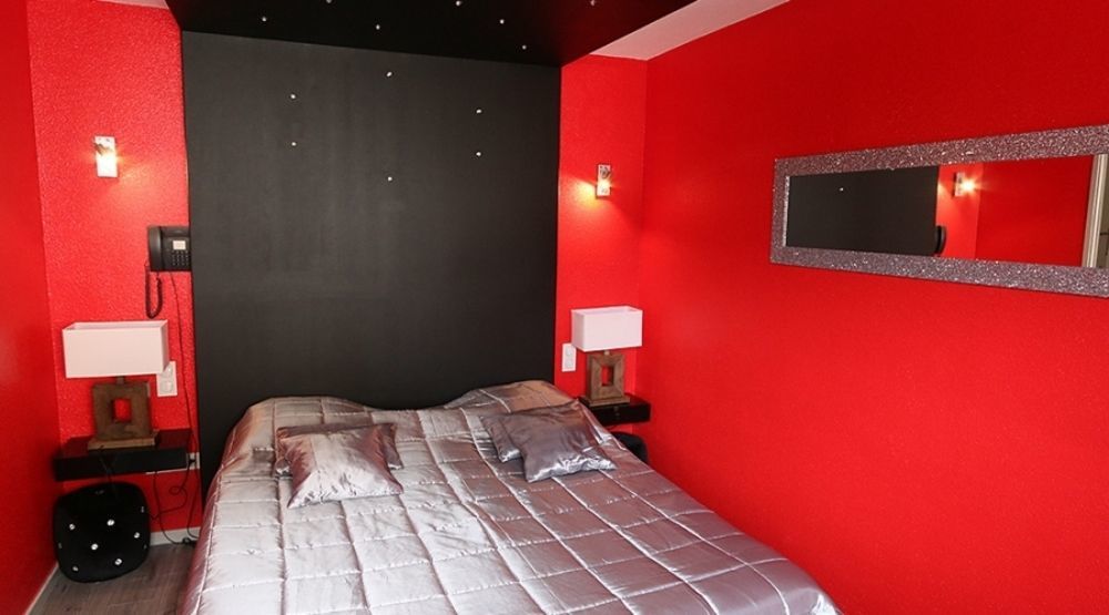 Logis Hotel Centrotel Et Spa Bulles D'Allier 몽마로 외부 사진