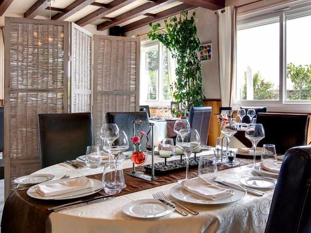 Logis Hotel Centrotel Et Spa Bulles D'Allier 몽마로 외부 사진