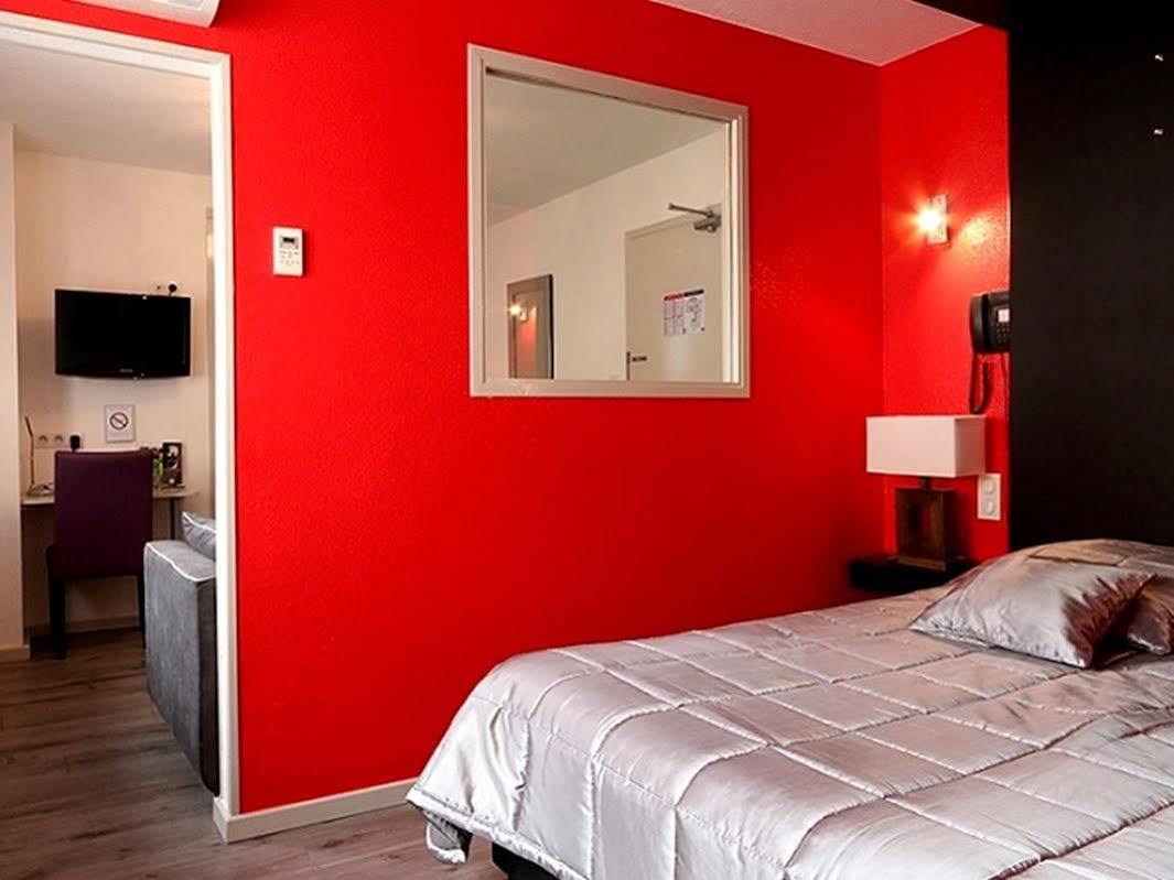 Logis Hotel Centrotel Et Spa Bulles D'Allier 몽마로 외부 사진