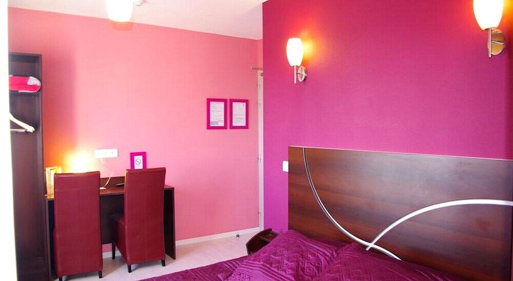 Logis Hotel Centrotel Et Spa Bulles D'Allier 몽마로 외부 사진